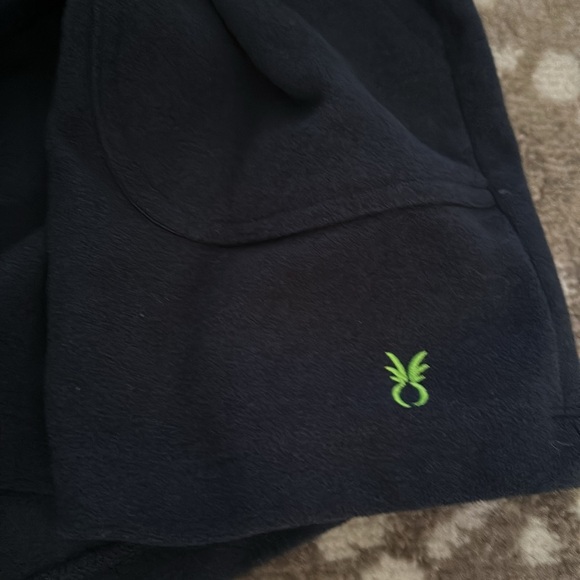 Dudley Stephens shorts - size large - Picture 3 of 3